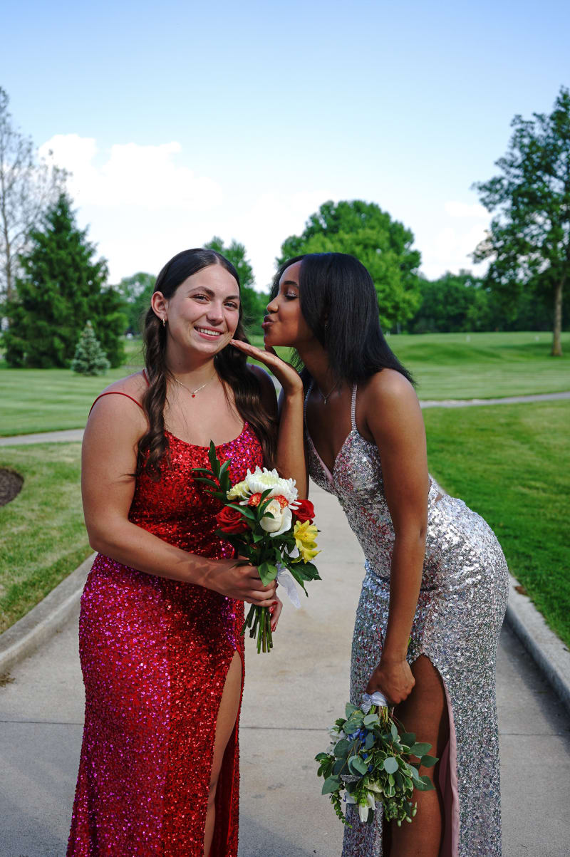 Indianapolis seniors in prom dresses