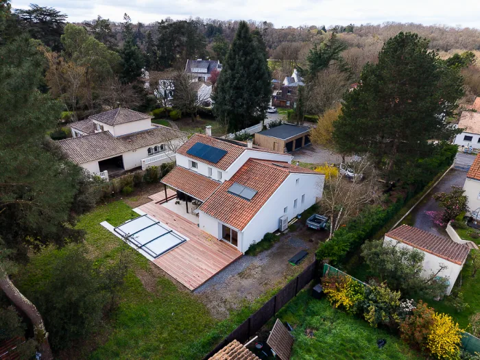 Photovolt – Panneaux solaires vue drone – Sinesis Nantes