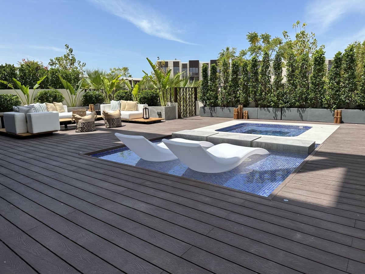 Low-Maintenance Landscape Design Strategies for UAE Villa Owners