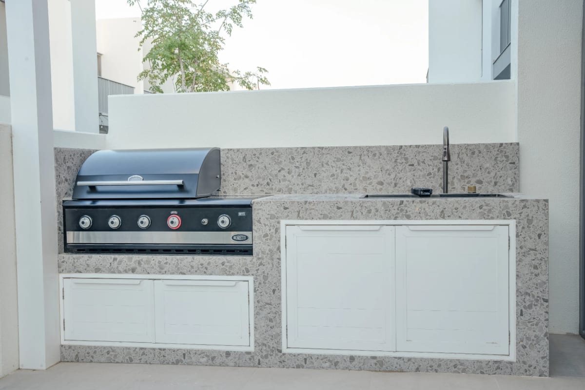 Outdoor Kitchen and BBQ Area Design in UAE Villa Landscapes