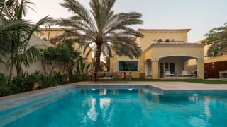 Swimming Pool Automation Features for Modern UAE Villas