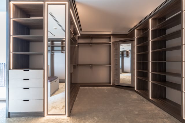 Walk-In Wardrobe Joinery Design for High-End Villas in the UAE