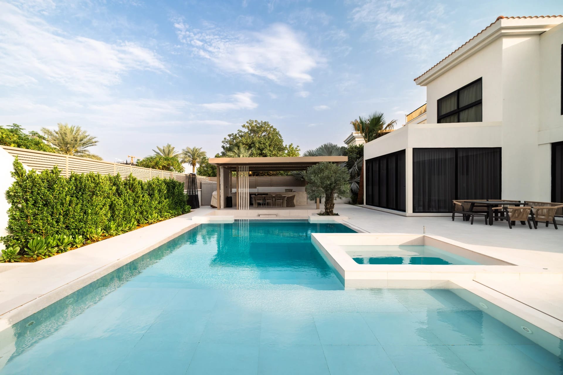 Contemporary Villa Landscape & Pool Design