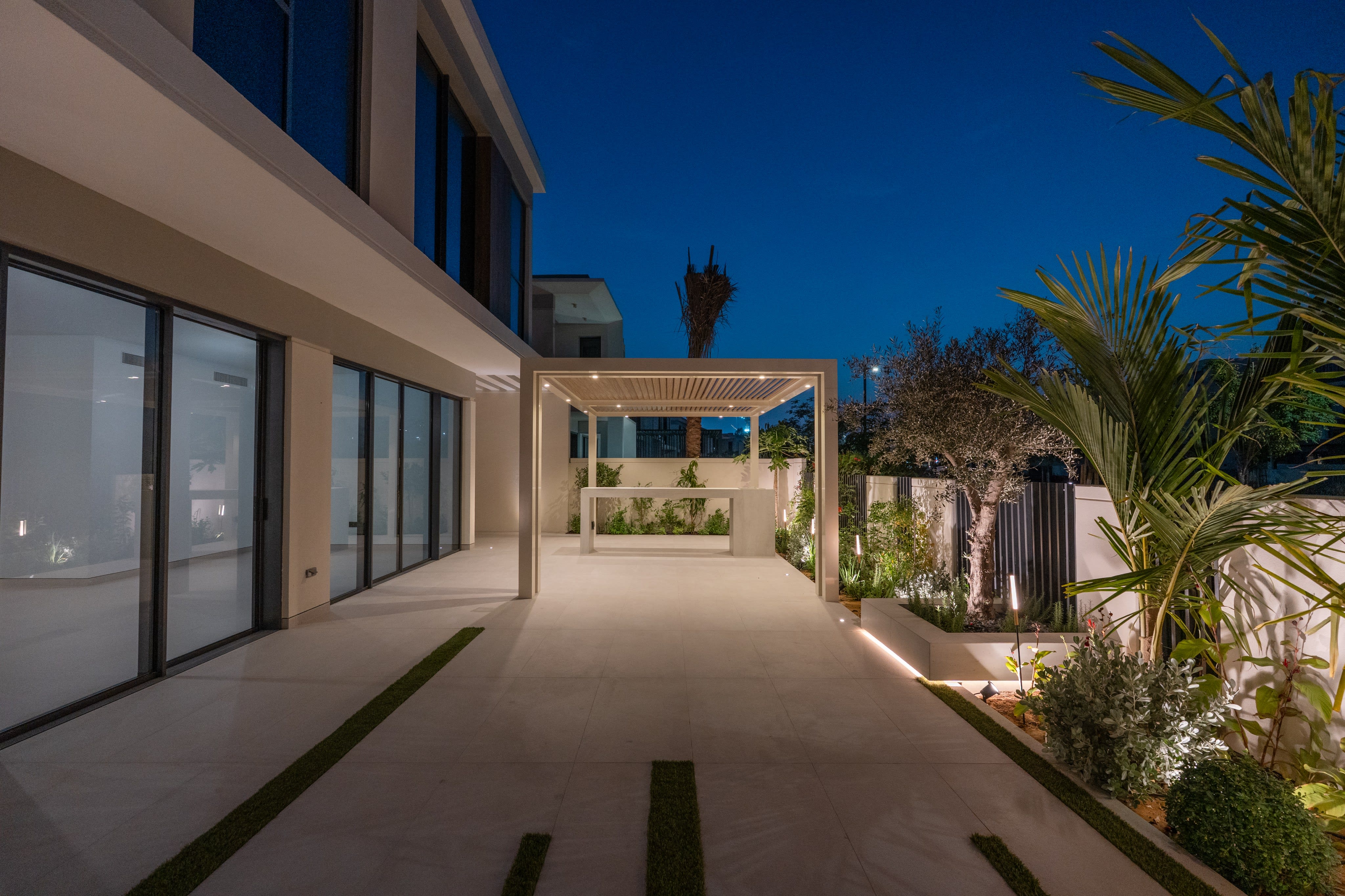 Verdant Minimalism – Tilal Al Ghaf