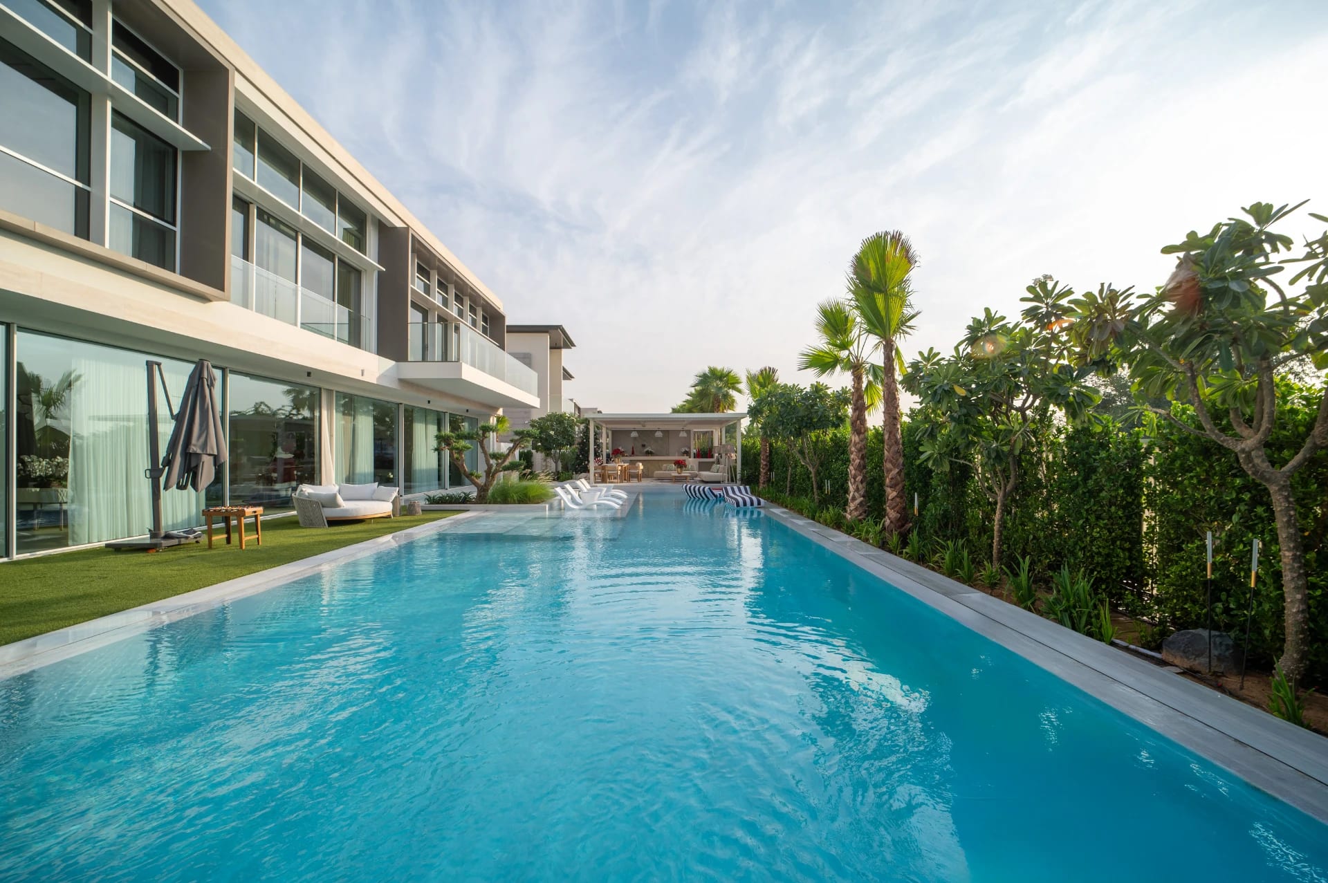 Luxury Resort-Style Villa Landscape - Dubai Hills