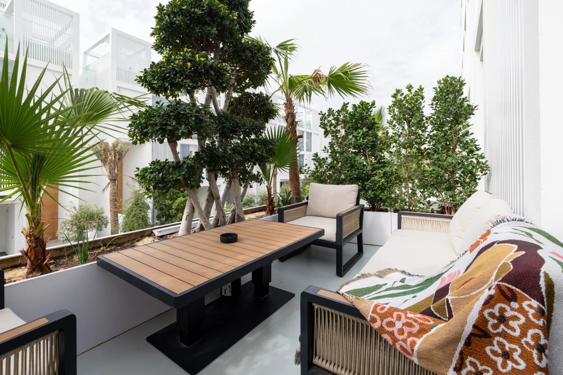 Japanese-Inspired Landscape Design Ideas for Luxury Villas in Dubai 2026
