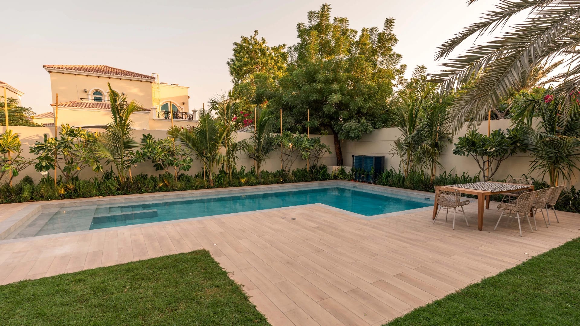 Jumeirah Park - Landscape - Andalusian Sanctuary