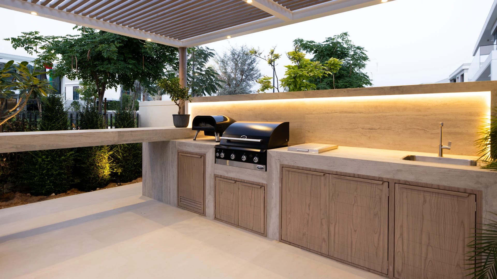 Tilal Al Ghaf - Landscape - The Azure Courtyard