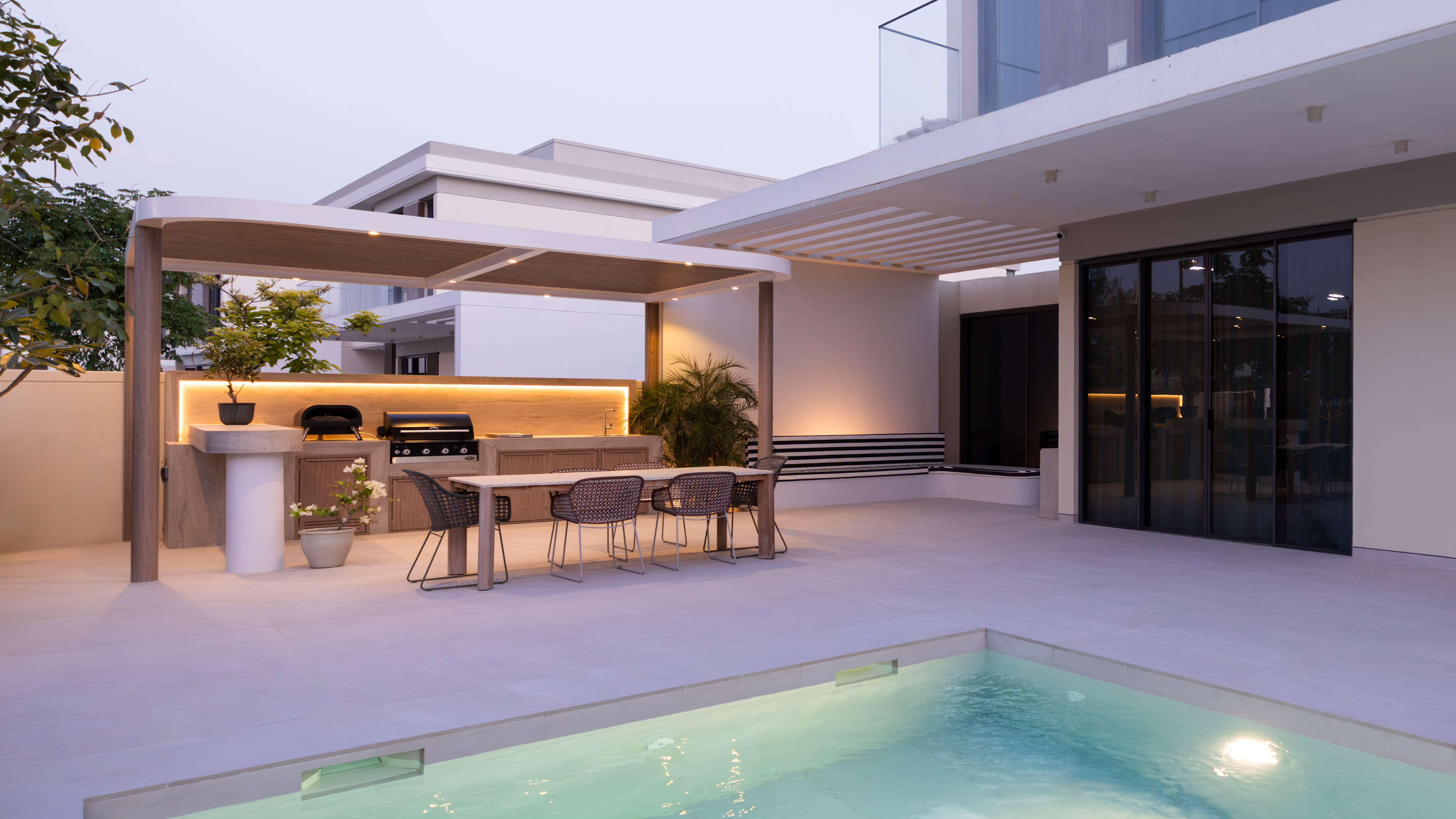 Tilal Al Ghaf - Landscape - The Azure Courtyard