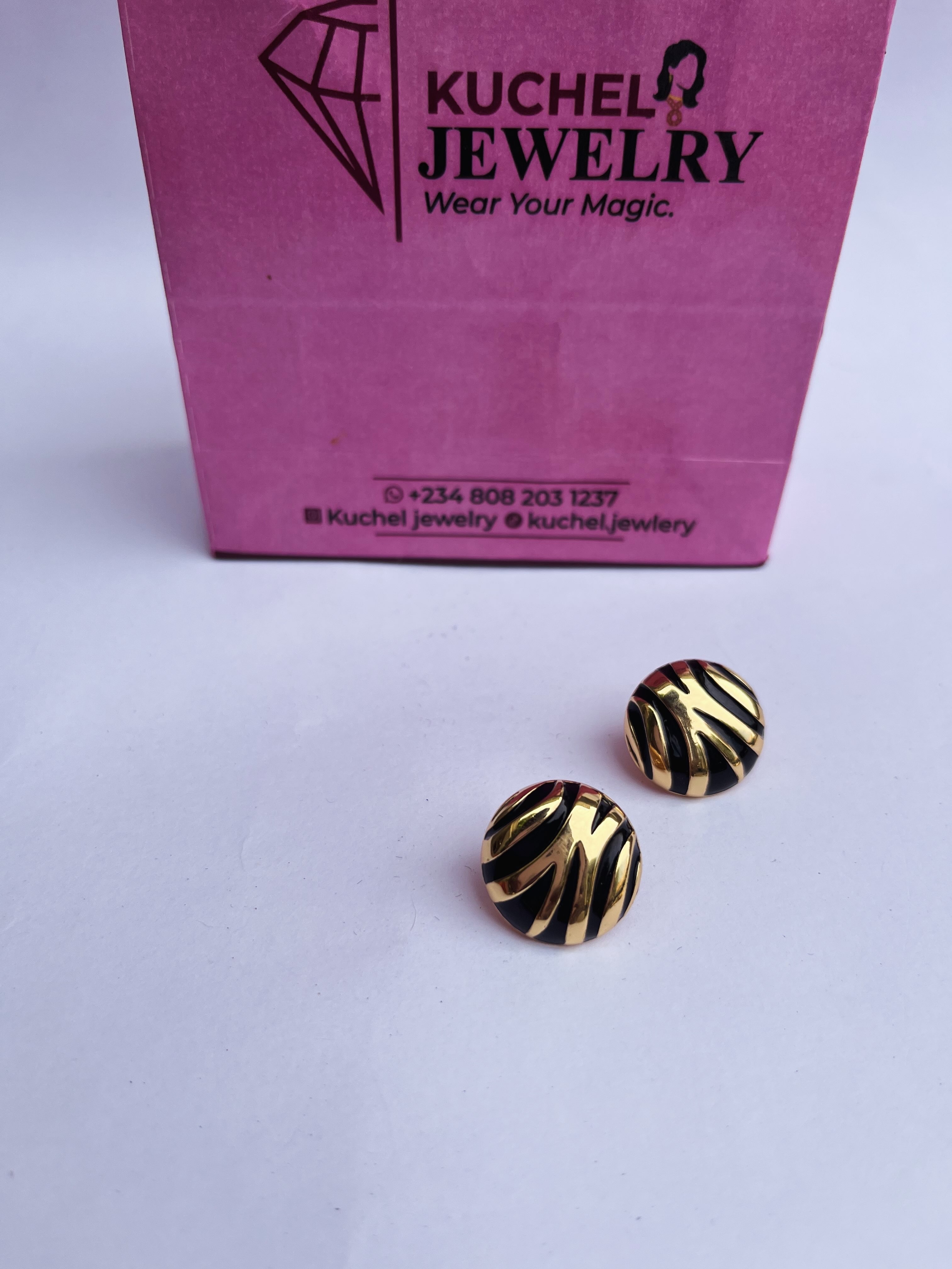 Black stripe stud earrings 