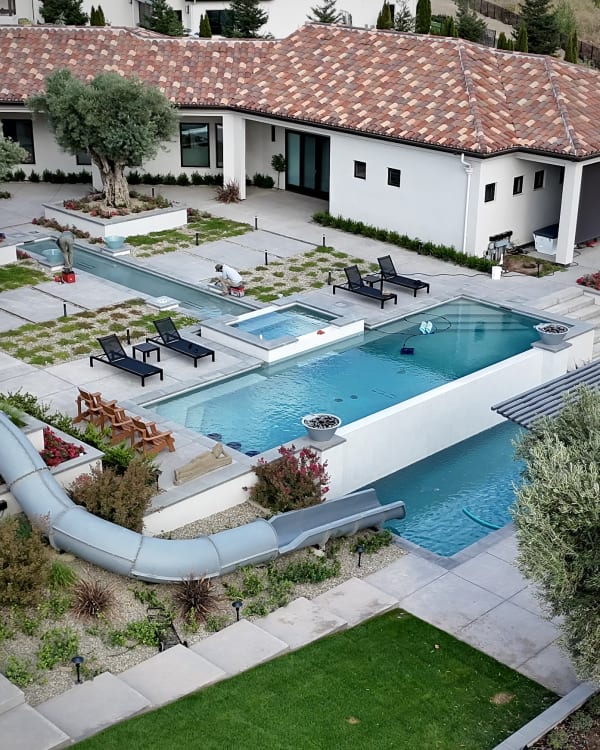 Call Residence – aerial showing pool-to-home integration