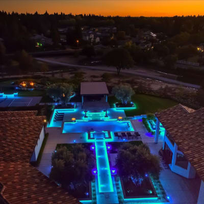 Pool detail