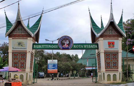 Taman Margasatwa dan Budaya Kinantan, Kebun Binatang Tertua di Indonesia |  Itiak Lado Mudo "Pak Ayang"