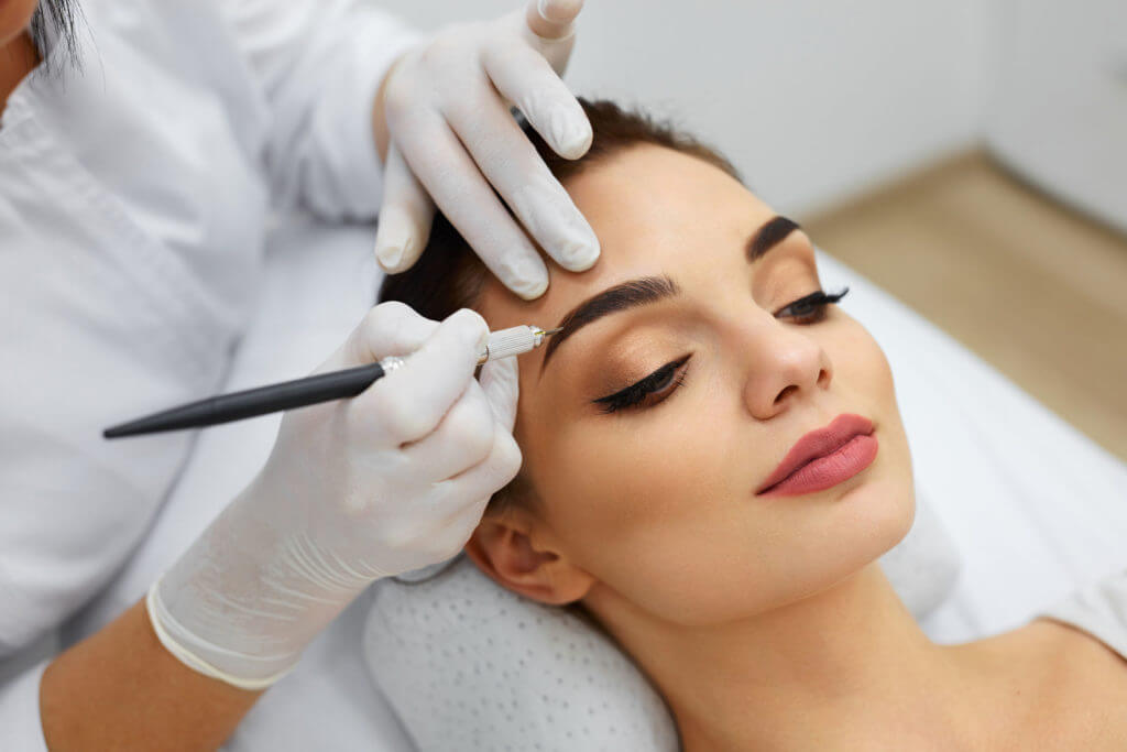 MAKE UP PERMANENT