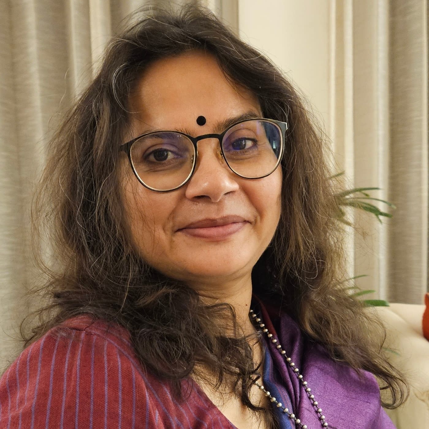 Mousumi Sircar - Indian artist profile on The Dolna Collective
