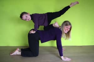 Kinderyogadocent Marijke Wicke