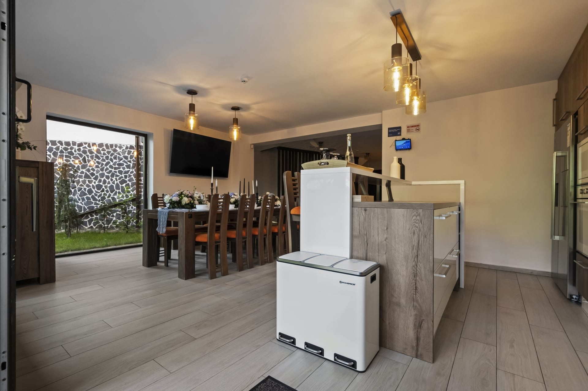 Presentation location