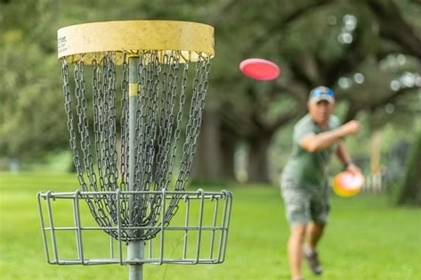 George V Vanderbilt Park Disc Golf. Wooded and open disc golf course in the Northern Catskills.