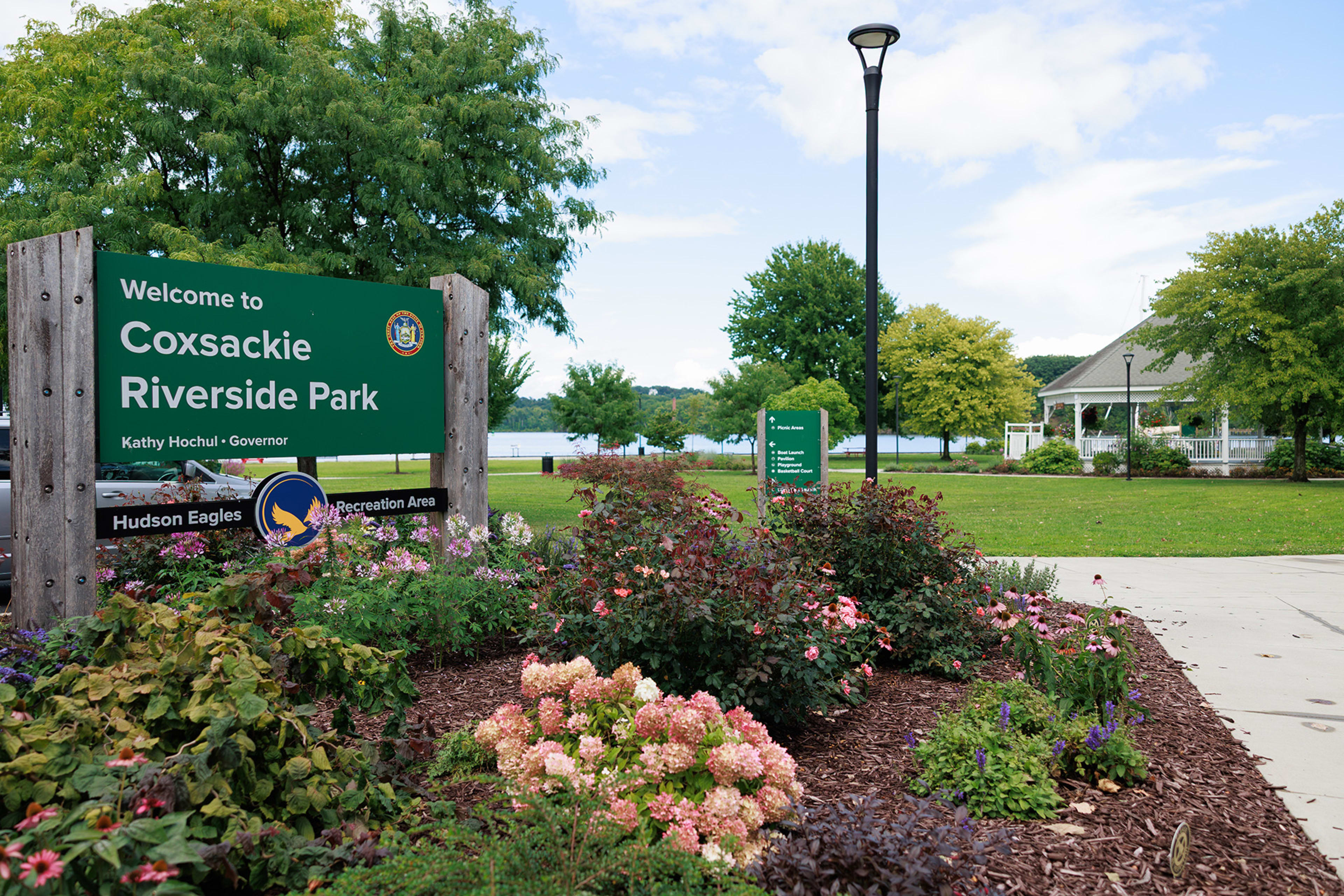 Coxsackie Boat Launch/New York State Park System — image 1