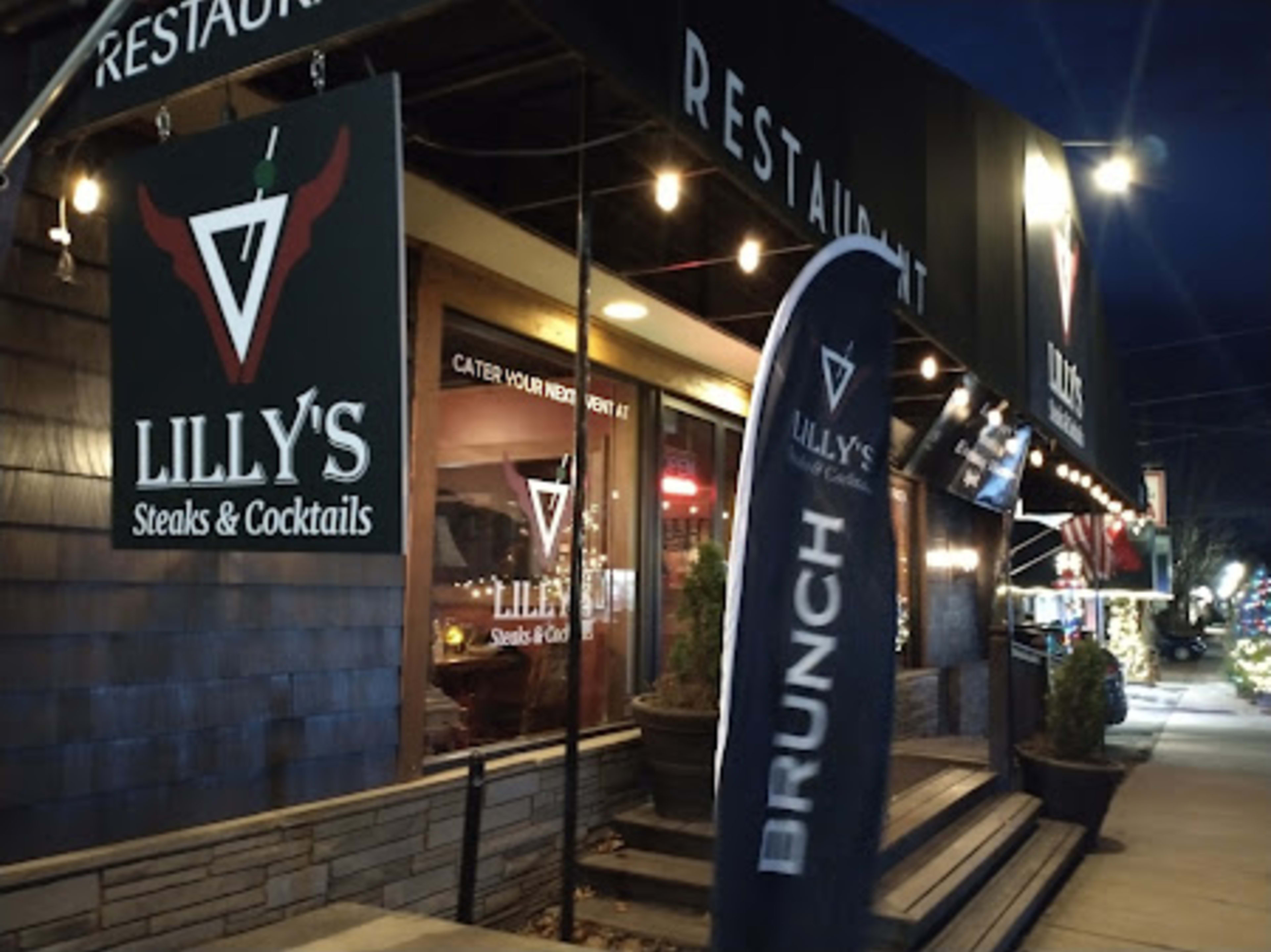 Lilly’s Steaks and Cocktails