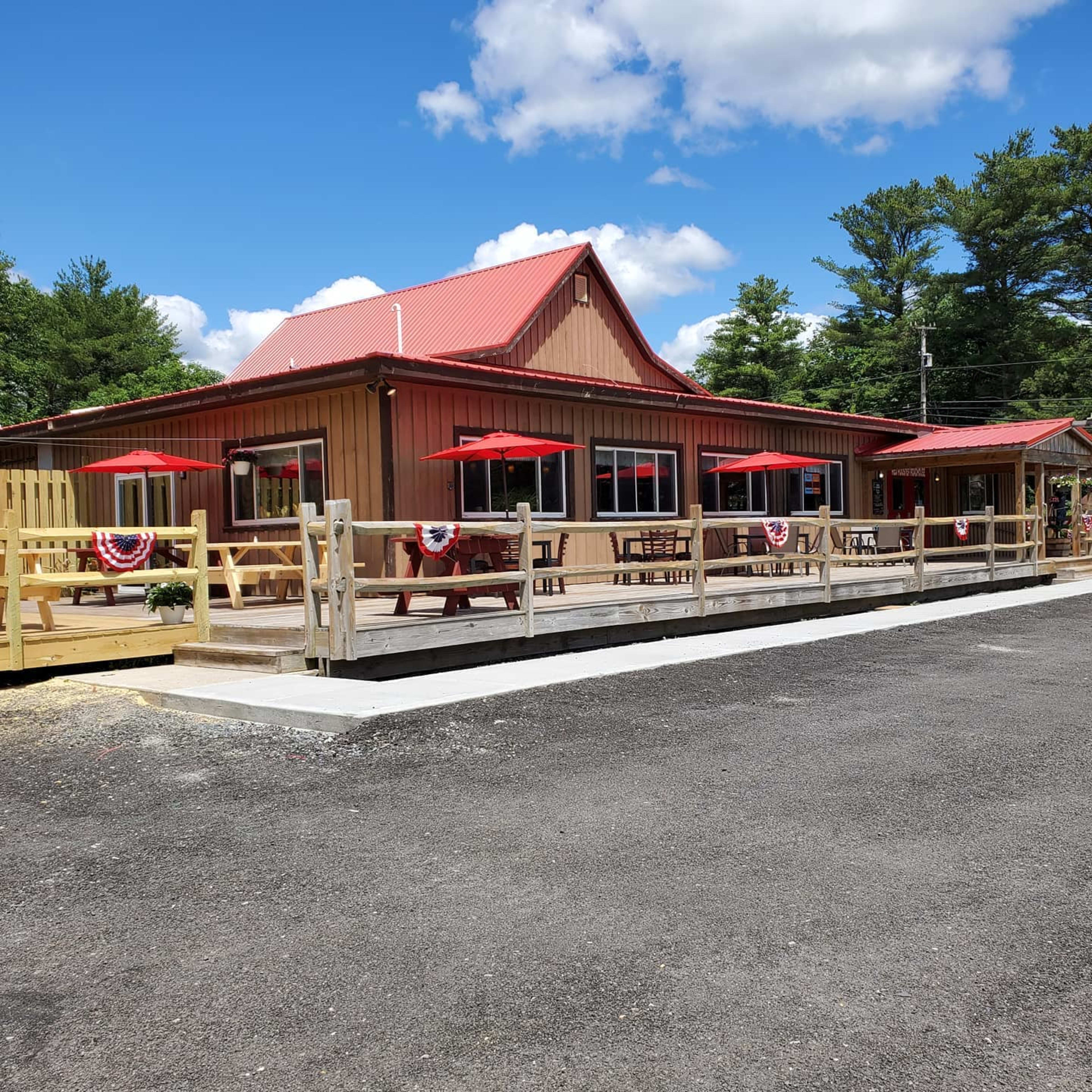 Red Rooster Bar & Grill