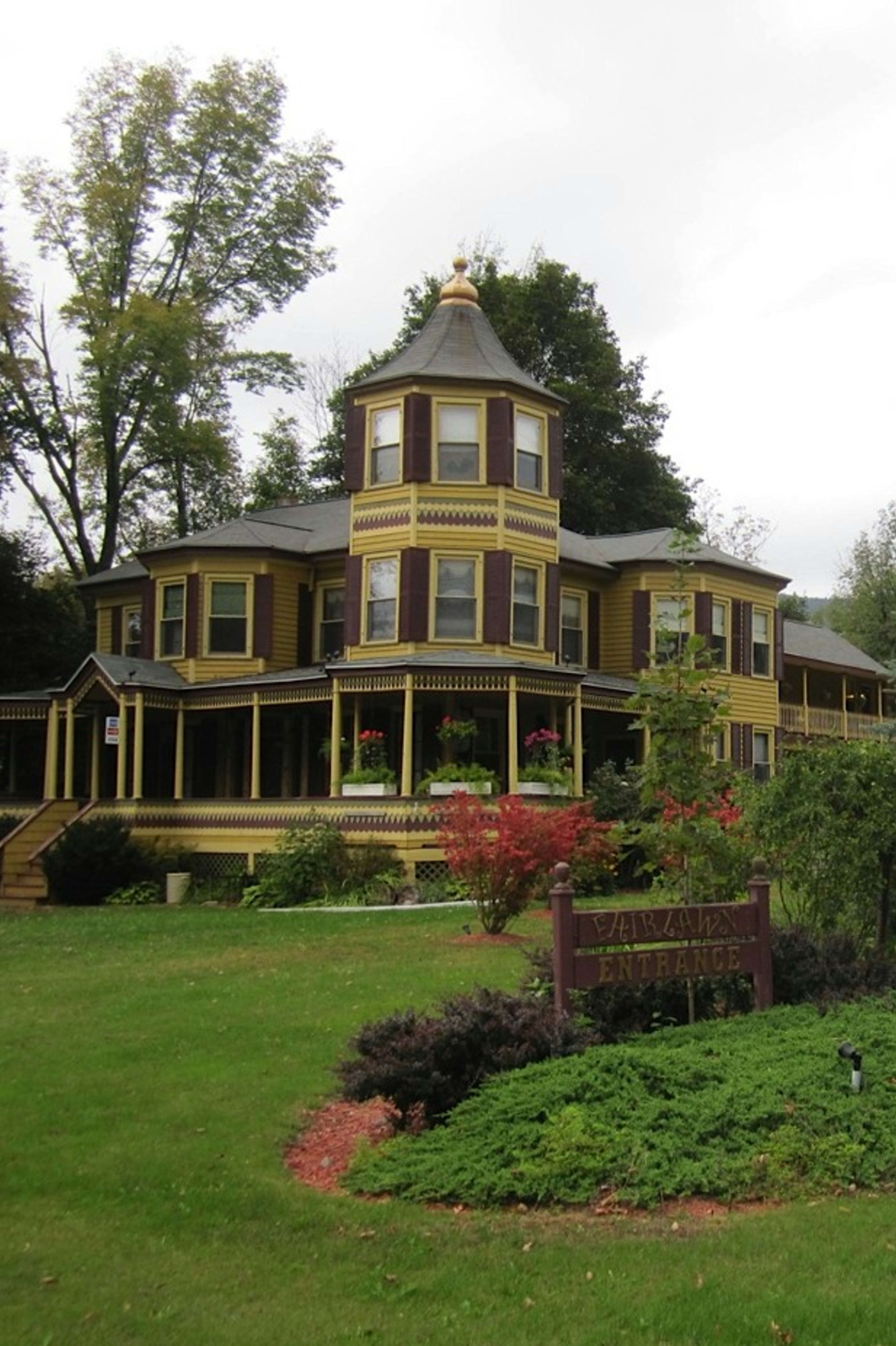 Fairlawn Inn — image 2