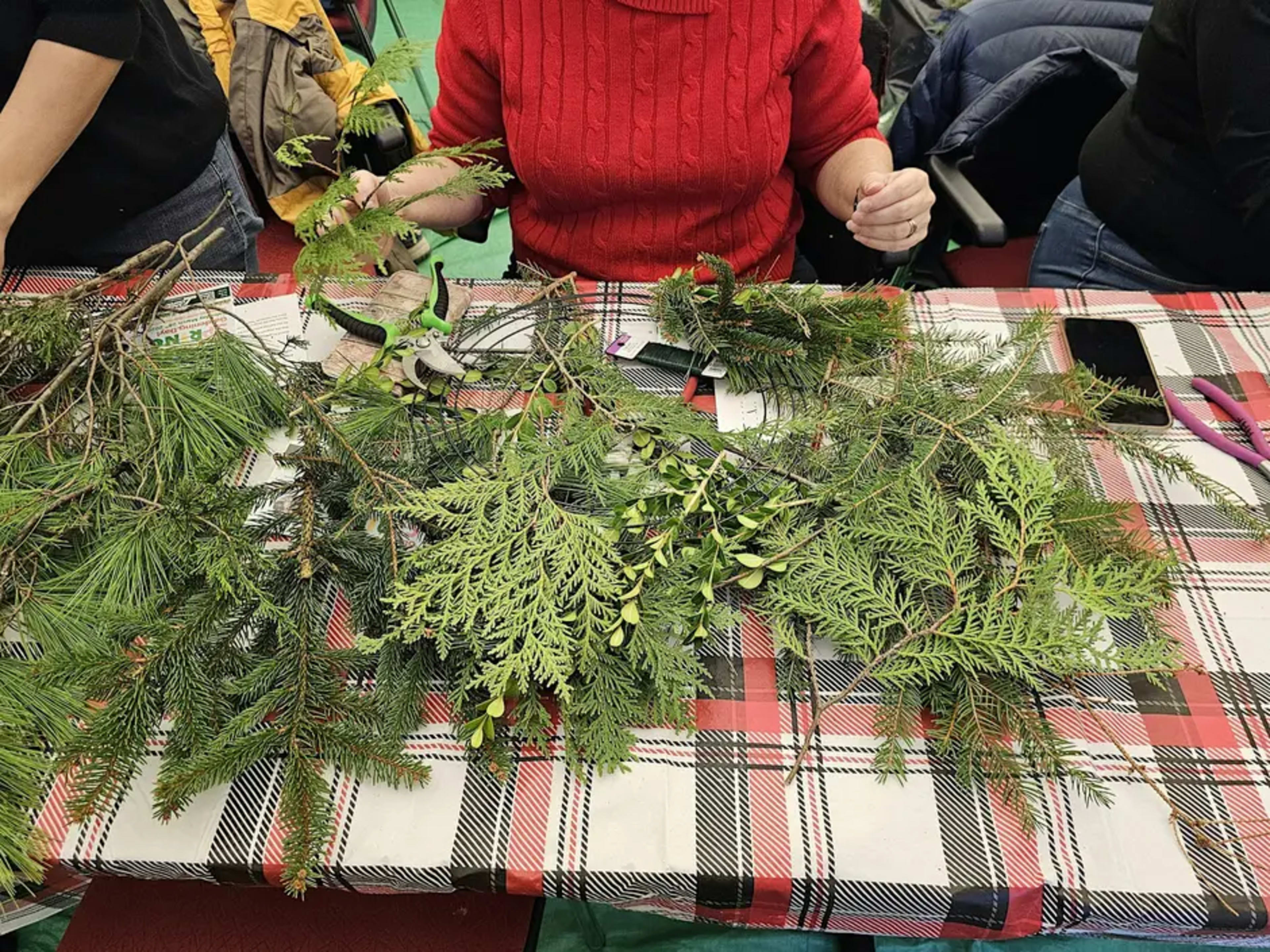 Holiday Wreath Workshop with the Master Gardener Volunteers
