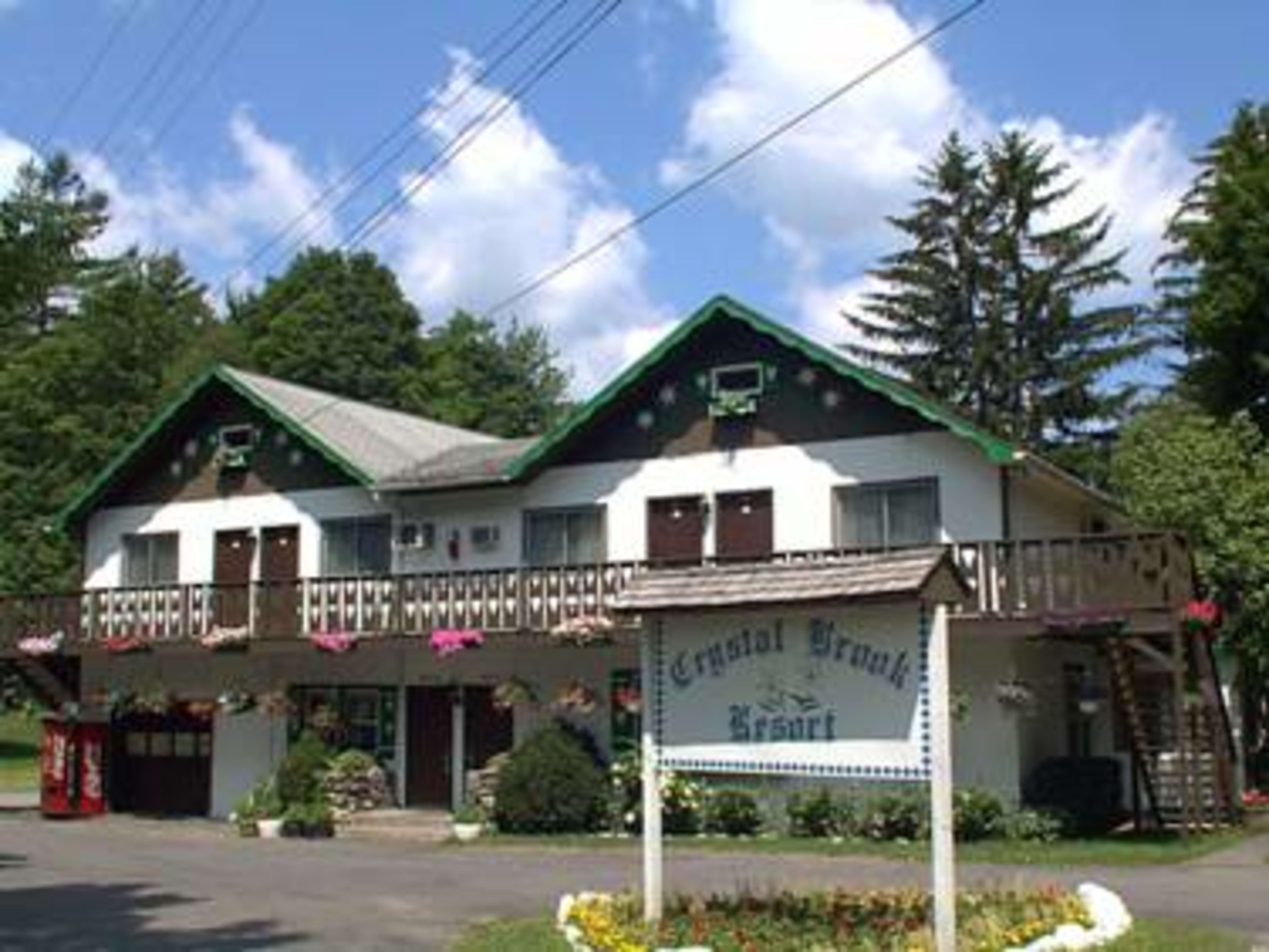 Crystal Brook Resort & Mountain Brauhaus