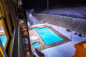 Winter Lodging & Dining Ideas