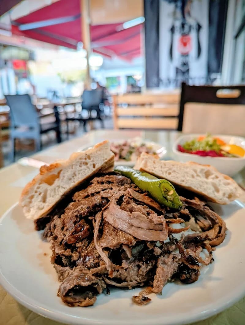 Azim Beşiktaş Döner yemek fotoğrafı