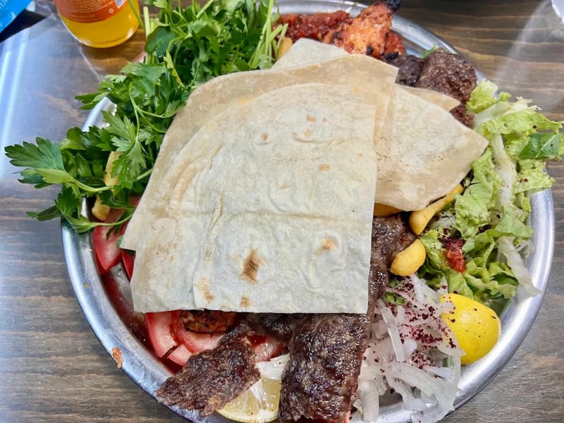 Sevinç Kebap & Dürüm Salonu yemek fotoğrafı