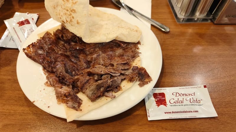 Dönerci Celal Usta Atakent Şubesi yemek fotoğrafı