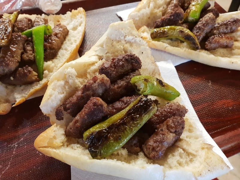 Üstünel Köftecisi yemek fotoğrafı