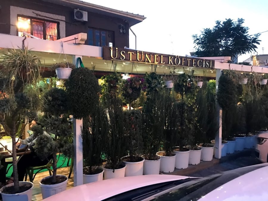 Üstünel Köftecisi