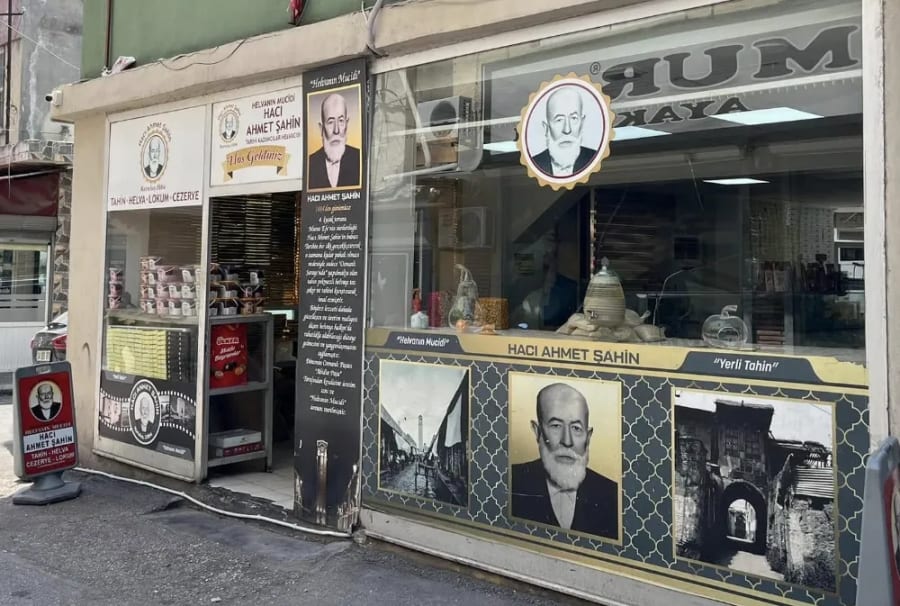 Helvanın Mucidi Haci Ahmet Şahin