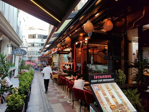 Istanbul Kebab Cafe & Restaurant