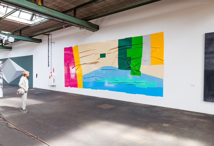 Oversized kunst op een plek waar je normaal niet komt