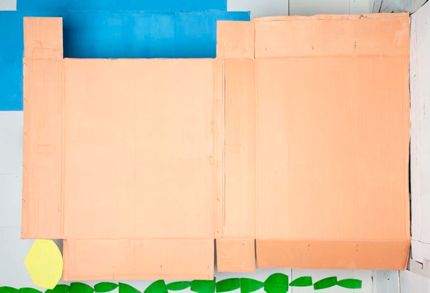 Fleur van Dodewaard: The Artist in Her Studio |
Last chance