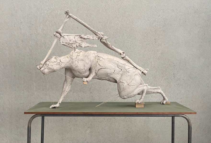 Om naar uit te kijken: Mark Manders in Zeno X Gallery