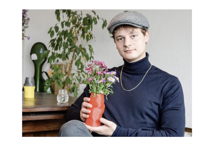 Figuration or abstraction is ultimately a matter of scale