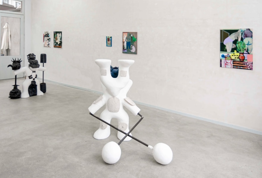 Naakte zielen en dynamische vormen, een uitnodiging tot intieme dialoog bij Shoobil Gallery