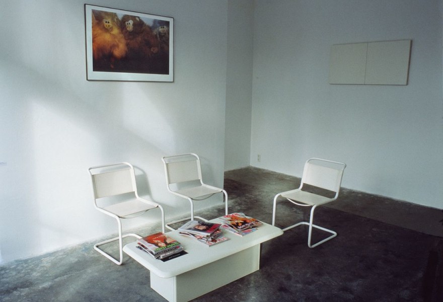 The waiting room revisited: Sylvie Fleury in Galerie van