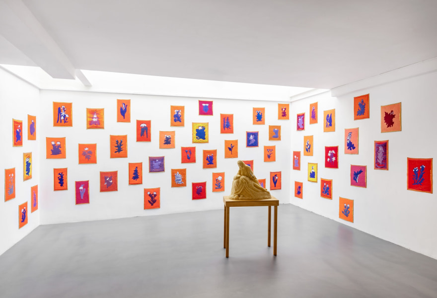 Pietà, Millefleurs: a symbolic reflection