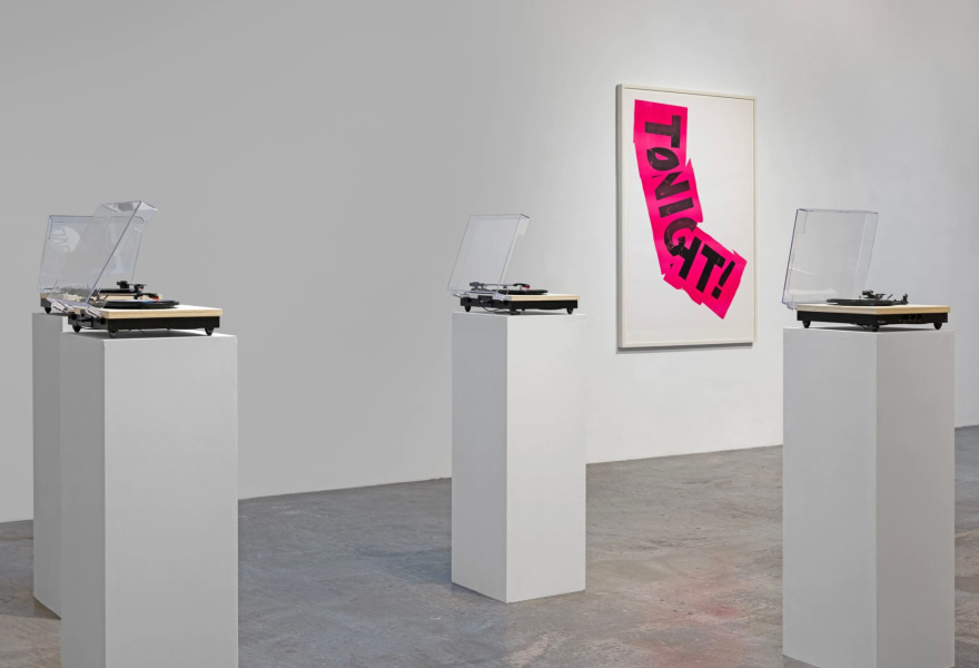 Experience Pavel Büchler’s new exhibition at Tommy Simoens Gallery