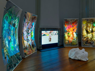 De verschillende beeldlagen in het werk van Kévin Bray