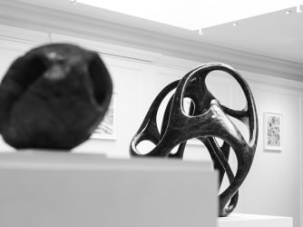 Why an echo is never a copy: a reflection on Echoes in Fabric, Marble and Metal by Nick Ervinck