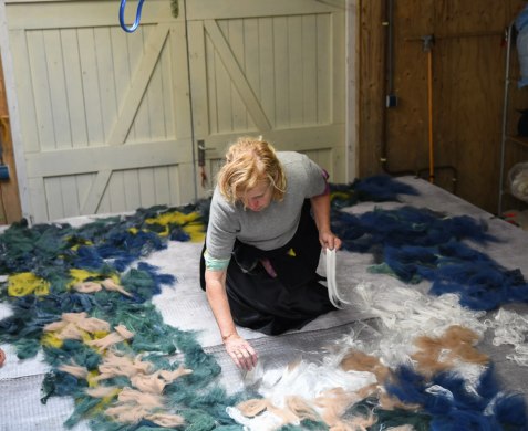 Nature nurtures in Claudy Jongstra's nieuwe expo bij Galerie Fontana in Brussel