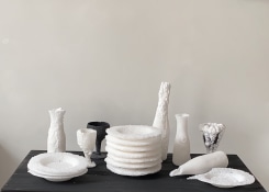 Kees de Vries, Ongemakkelijk genoegen