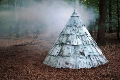 Caroline Coolen, Chum