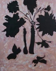 Thirza Schaap, two bottles and garden flowers in black